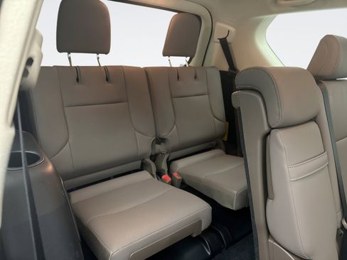 Used 2021 Lexus GX 460 Premium w/ Premium Package image 21