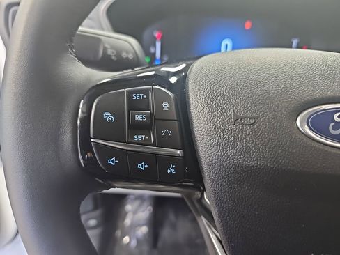 Used 2023 Ford Escape Active w/ Tech Pack #1 AWD/4WD image 17