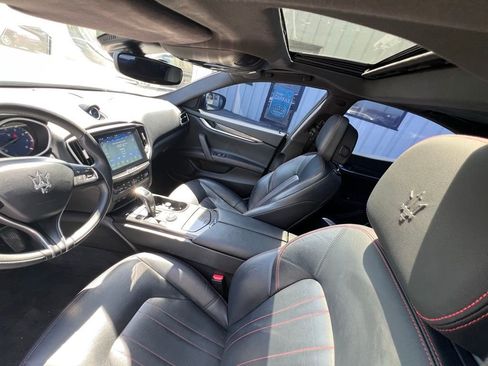 Used 2020 Maserati Ghibli S Q4 AWD/4WD image 12