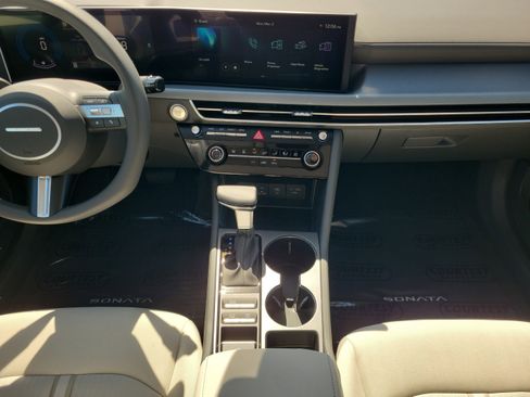 New 2026 Hyundai Sonata SE FWD image 13