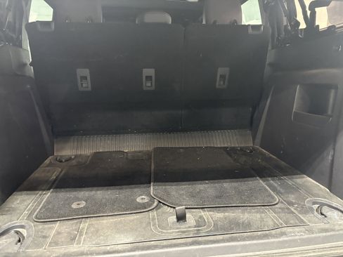 Used 2022 Ford Bronco Black Diamond image 12