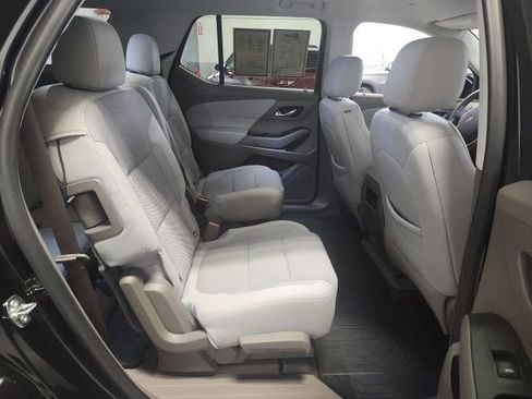 Used 2021 Chevrolet Traverse LT w/ LPO, Floor Liner Package image 13