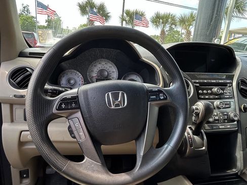 Used 2014 Honda Pilot LX image 12