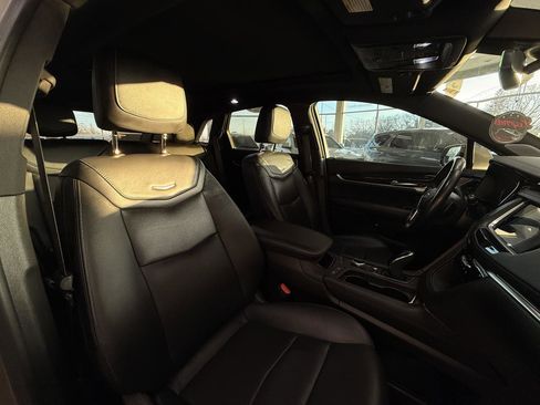 Used 2023 Cadillac XT5 Premium Luxury image 32