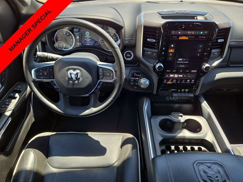 Used 2025 RAM 1500 Laramie AWD/4WD image 14