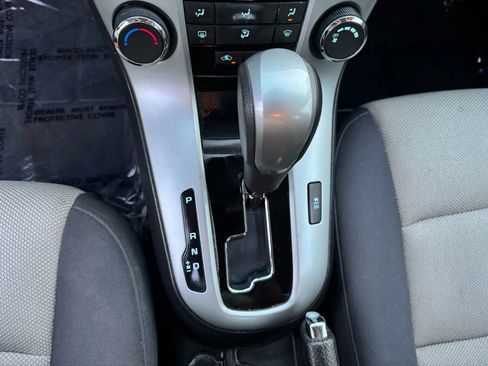 Used 2012 Chevrolet Cruze LS w/ Connectivity Package image 17