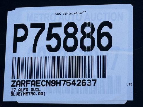 Used 2017 Alfa Romeo Giulia Ti w/ TI Lusso Light Wood Package image 32