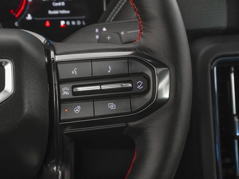 Used 2026 GMC Yukon XL AT4 Ultimate image 24