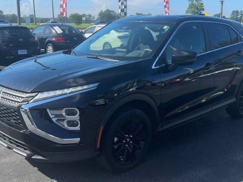 Used 2024 Mitsubishi Eclipse Cross LE AWD/4WD image 4
