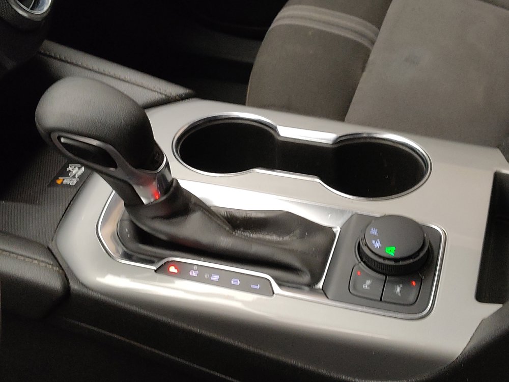 Used 2025 Chevrolet Blazer LT w/ Convenience Package FWD image 26