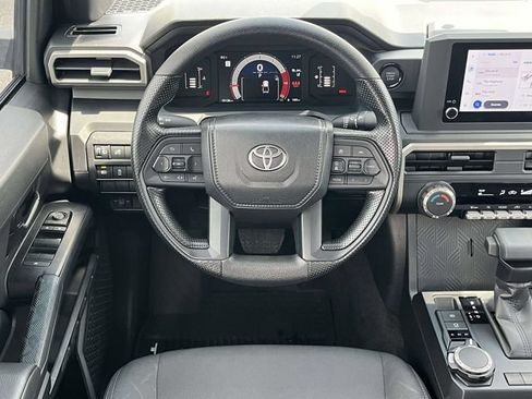 Used 2024 Toyota Tacoma SR w/ SR Upgrade Package AWD/4WD image 17