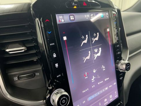 New 2026 RAM 1500 Big Horn AWD/4WD image 17