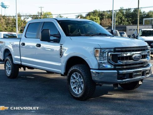 Used 2021 Ford F250 XL w/ STX Appearance Package image 3