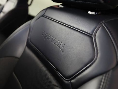 Used 2025 Ford F150 Raptor AWD/4WD image 36
