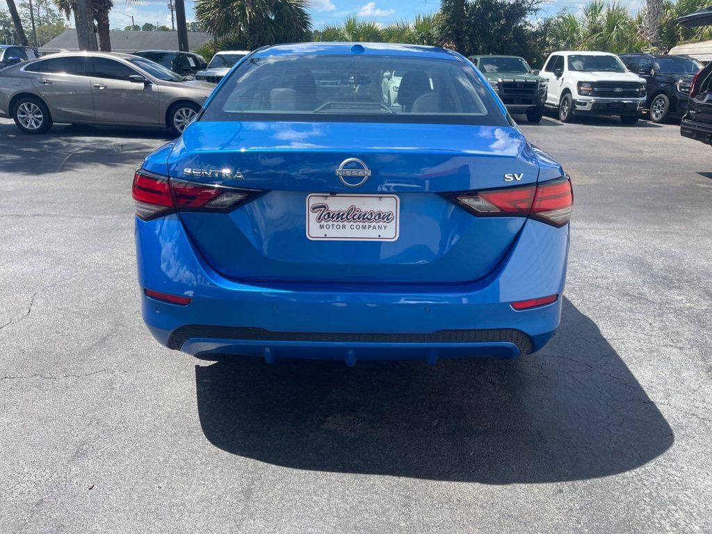Used 2024 Nissan Sentra SV FWD image 3