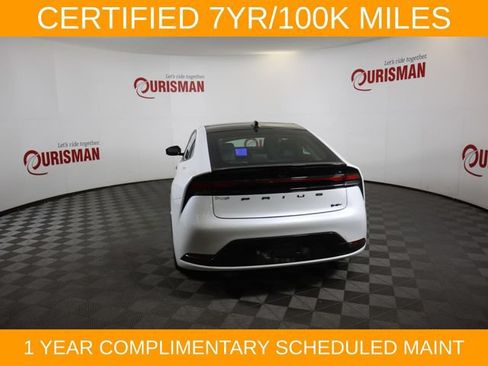 Used 2025 Toyota Prius AWD image 26