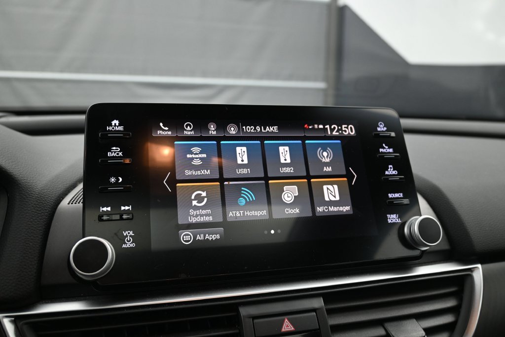 Used 2018 Honda Accord Touring image 42