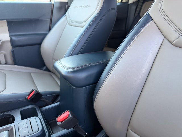 Used 2025 Ford Maverick Lariat AWD/4WD image 28