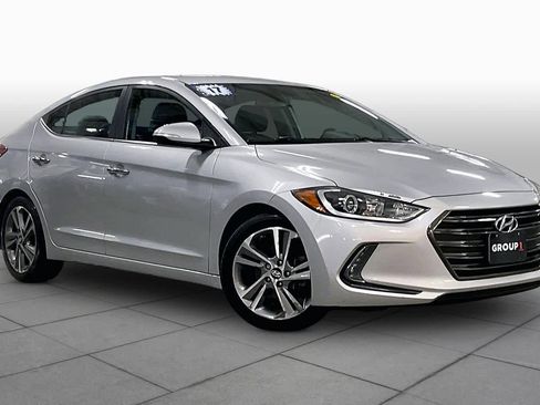 Used 2017 Hyundai Elantra Limited FWD image 3