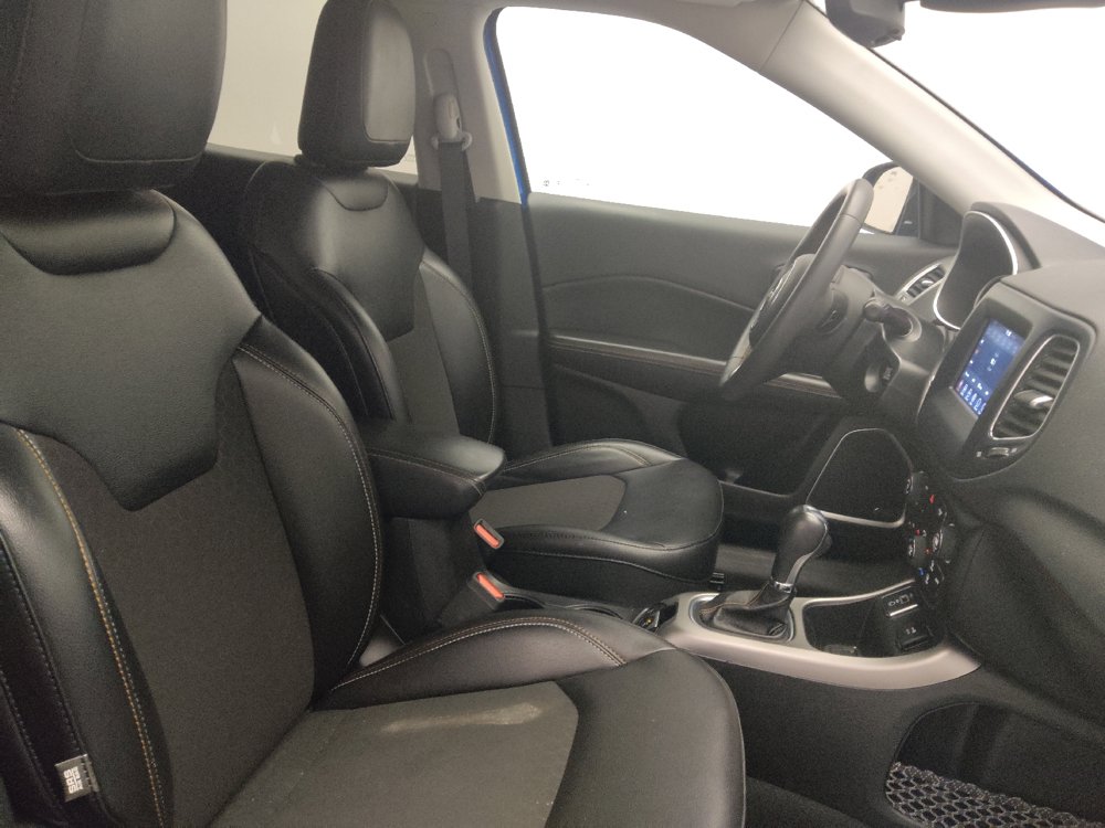 Used 2021 Jeep Compass Latitude w/ Sun and Sound Group FWD image 21