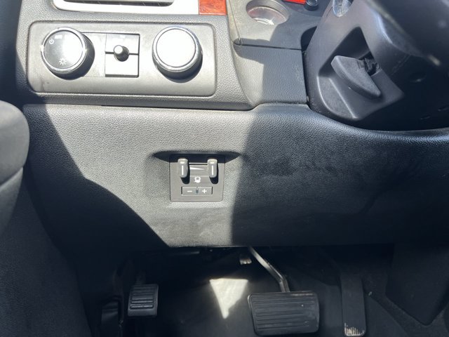 Used 2009 Chevrolet Silverado 2500 LTZ w/ Safety Package AWD/4WD image 18