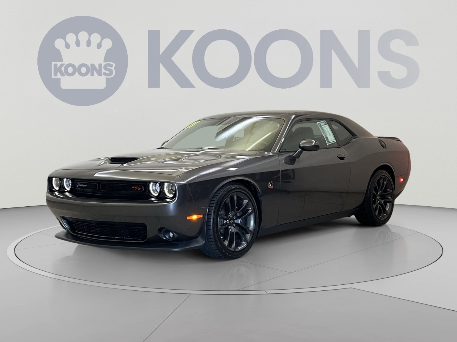 Used 2021 Dodge Challenger R/T Scat Pack w/ Driver Convenience Group RWD image 4