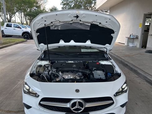Used 2022 Mercedes-Benz CLA 250 4MATIC w/ Premium Package Lite image 10