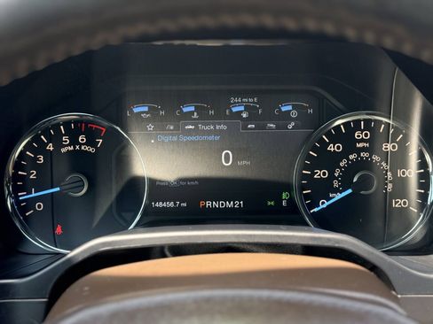 Used 2017 Ford F150 King Ranch w/ Equipment Group 601A Luxury AWD/4WD image 21