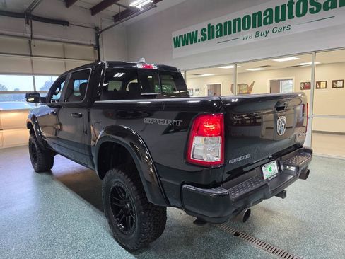 Used 2022 RAM 1500 Big Horn AWD/4WD image 9