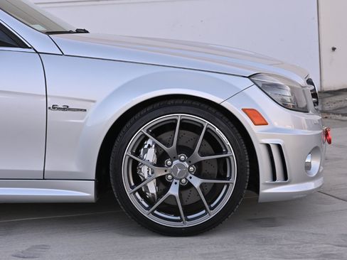 Used 2008 Mercedes-Benz C 63 AMG Sedan image 34