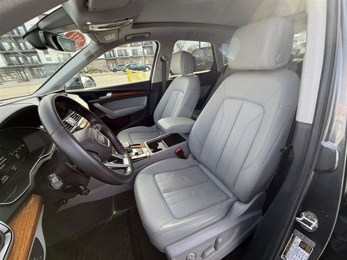 Used 2023 Audi Q5 2.0T Premium Plus w/ Premium Plus Package image 23