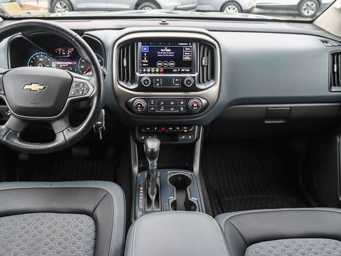 Used 2022 Chevrolet Colorado Z71 image 19