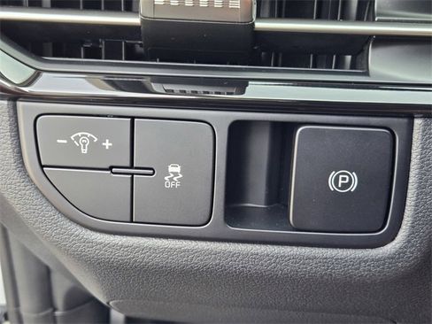 New 2026 Kia Sportage LX image 16