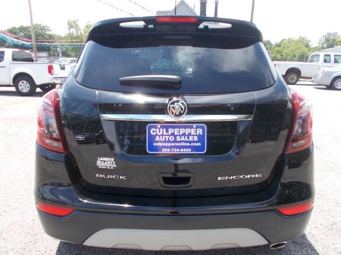 Used 2018 Buick Encore Sport Touring w/ Safety Package FWD image 4