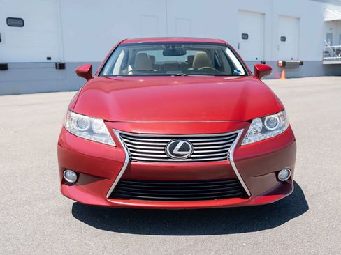 Used 2014 Lexus ES 350 w/ Premium Package FWD image 9
