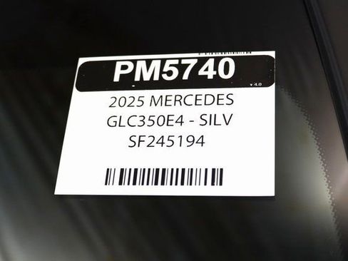 Used 2025 Mercedes-Benz GLC 350e 4MATIC w/ AMG Line image 30