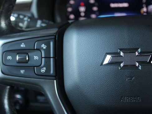 Used 2022 Chevrolet Tahoe Z71 w/ Z71 Off-Road Package AWD/4WD image 42