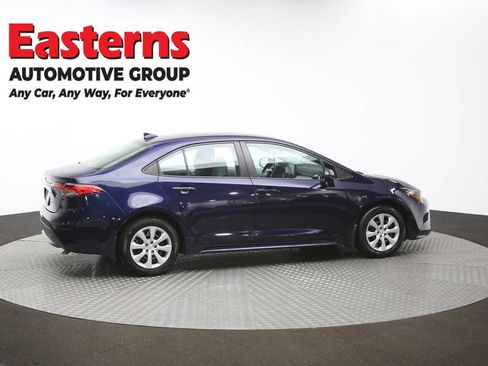 Used 2022 Toyota Corolla LE w/ Carpet Mat Package (TMS) image 42