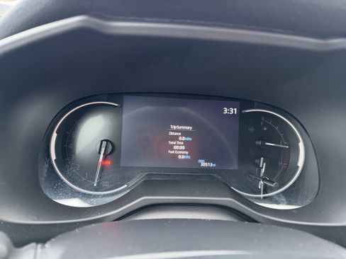 Used 2023 Toyota RAV4 LE image 16