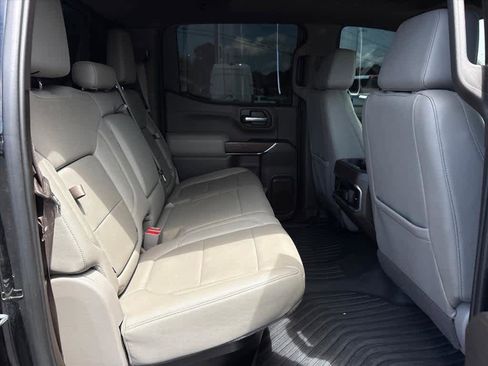 Used 2022 GMC Sierra 1500 SLT w/ SLT Premium Plus Package AWD/4WD image 8