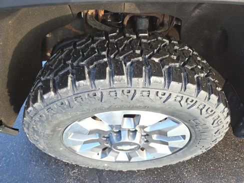 Used 2021 Chevrolet Silverado 2500 Custom w/ Custom Value Package image 29