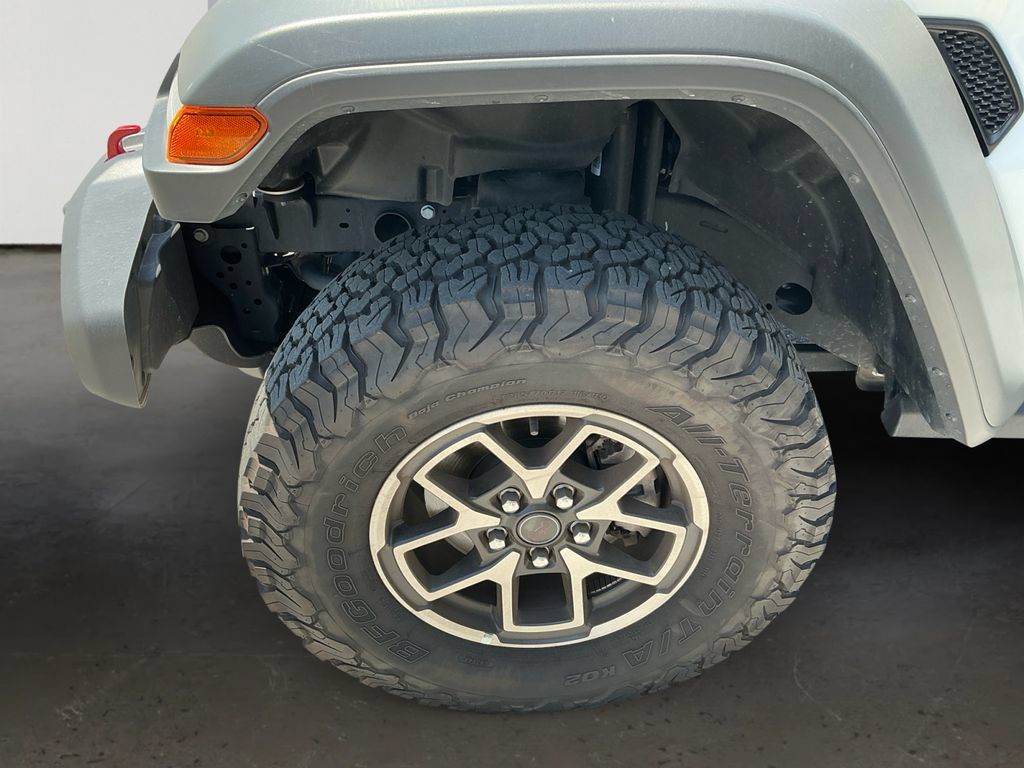 Used 2026 Jeep Wrangler Unlimited Rubicon AWD/4WD image 10