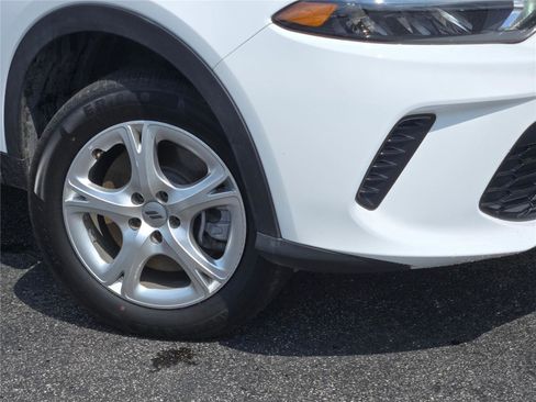 Certified 2024 Dodge Hornet GT AWD/4WD image 3