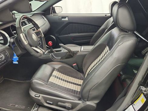 Used 2010 Ford Mustang Shelby GT500 RWD image 56