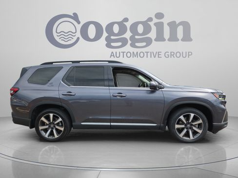 Certified 2023 Honda Pilot Elite image 6