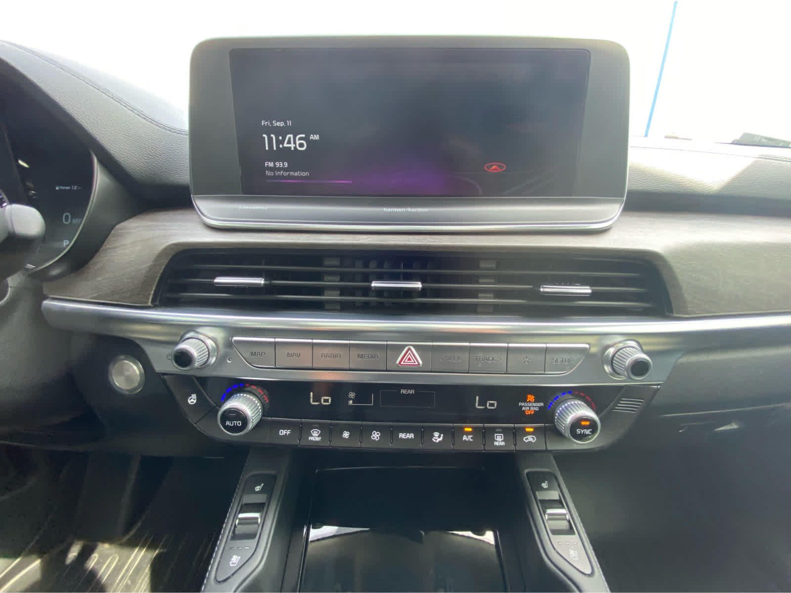 Used 2022 Kia Telluride SX w/ SX Prestige Package AWD/4WD image 31