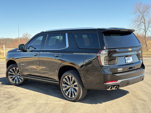 Used 2026 Chevrolet Tahoe High Country AWD/4WD image 2