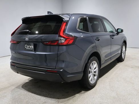 Used 2025 Honda CR-V EX image 2