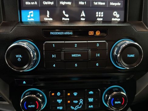 Used 2018 Ford F250 Lariat w/ Chrome Package AWD/4WD image 41