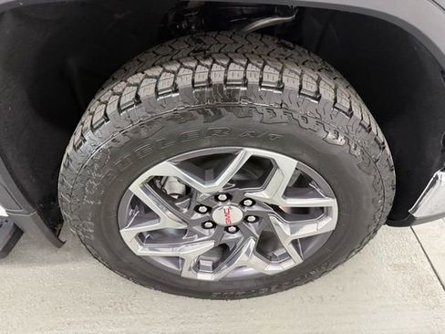 New 2026 GMC Sierra 1500 SLT w/ SLT Premium Plus Package AWD/4WD image 4